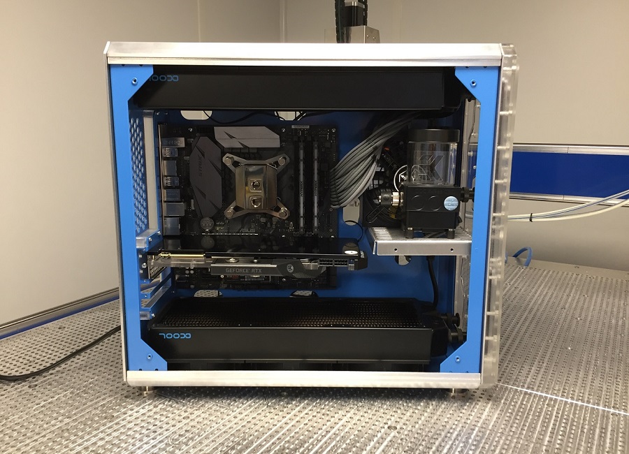 Custom PC Case 28
